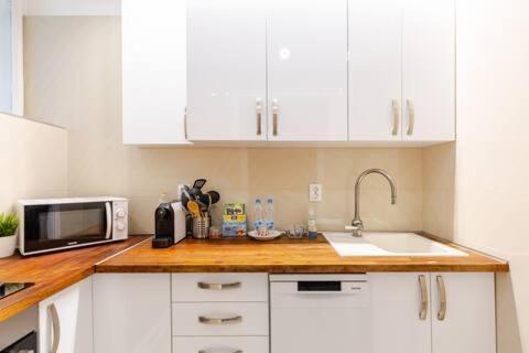 Vibrant Center Apartment Budapest Bagian luar foto
